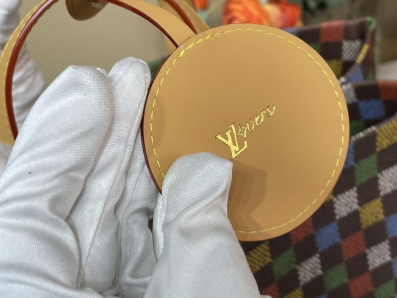 LV Shopping Bags